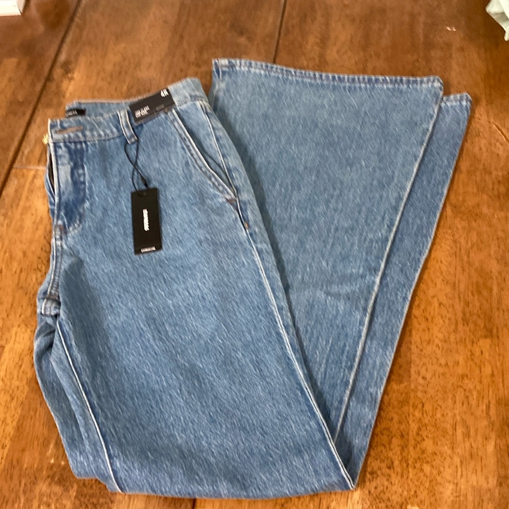 Express Flare Jeans